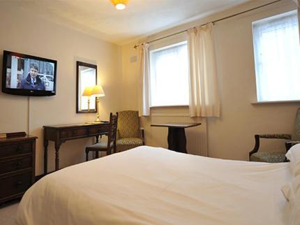The New Inn Heckfield Oda fotoğraf