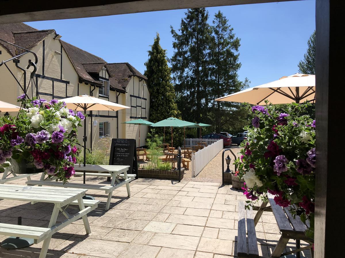 The New Inn Heckfield Dış mekan fotoğraf
